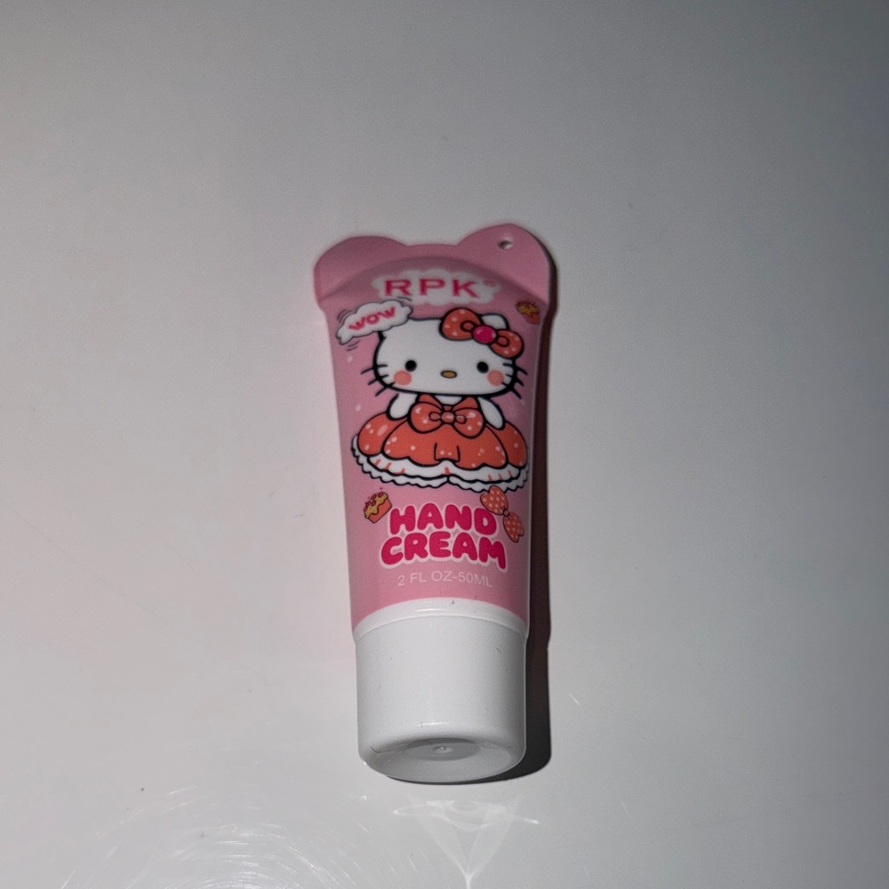 Hello Kitty Accessory Set NWT - Picture 6 of 12